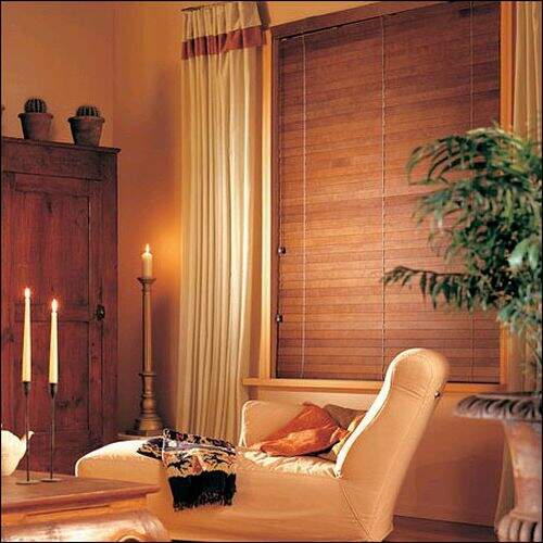 Persiana Horizontal de Madeira Sint�tica 50mm com Band�