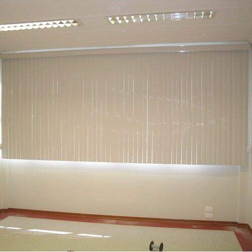 Persiana Vertical P.V.C. Liso com Band�